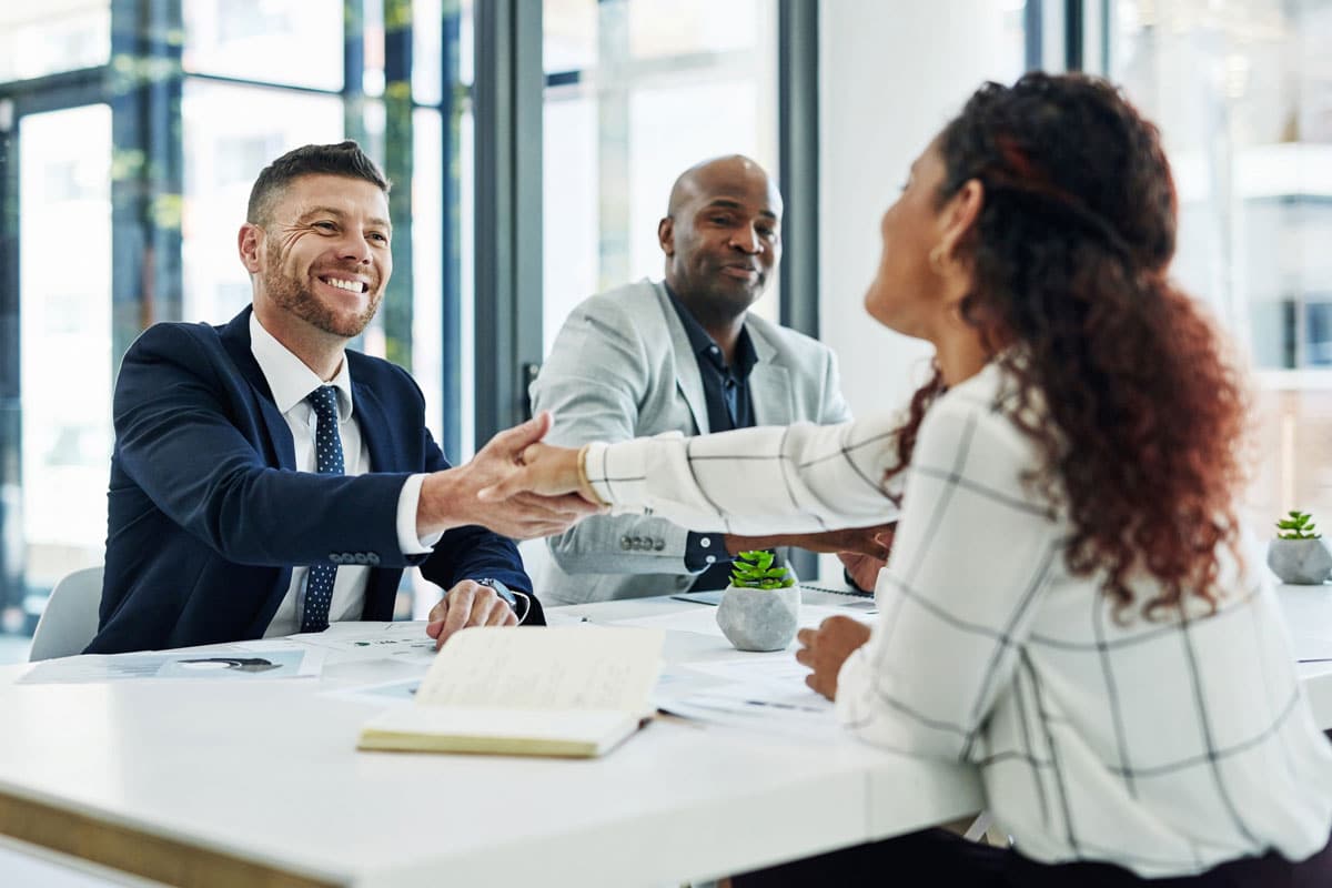 Hire Sales Closers How to Transform Leads Into Revenue-Driving Clients