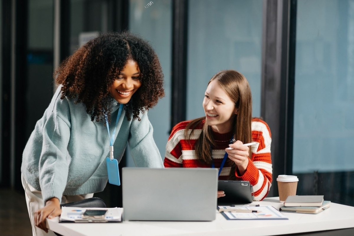 Empowering Success Appointment Setter Coaching for Women